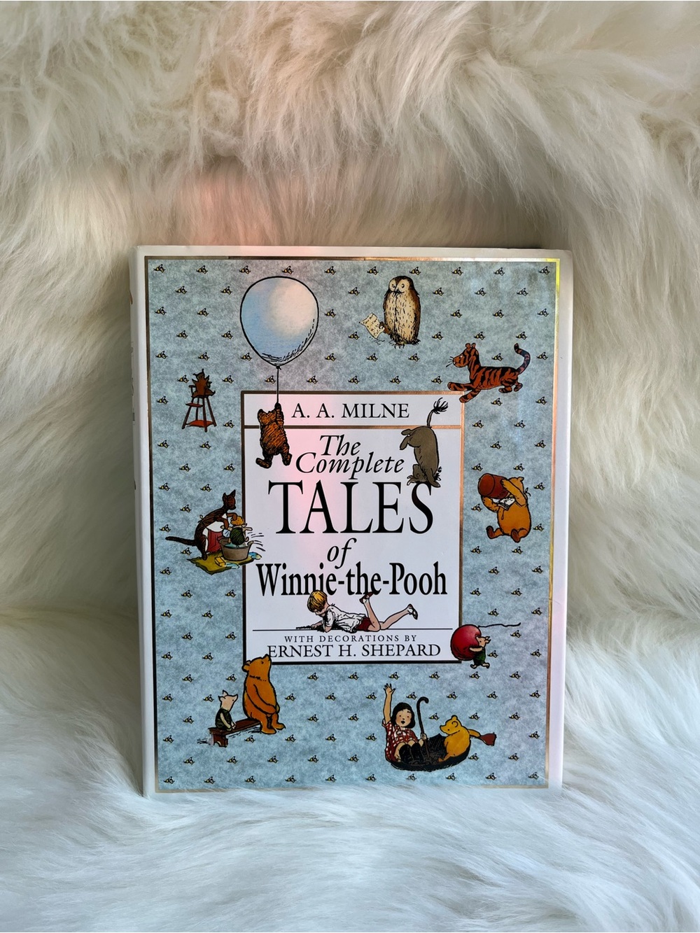 The Complete Tales of Winnie the Pooh Hardcover 1990's Printed in USA